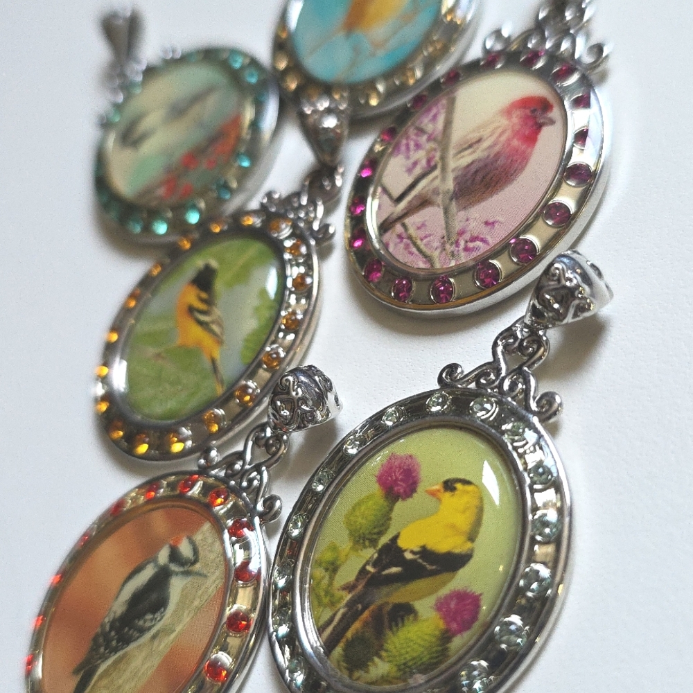 Willabee&Ward Swarovski Songbird Birth Month Pendants Set - Picture 8 of 9